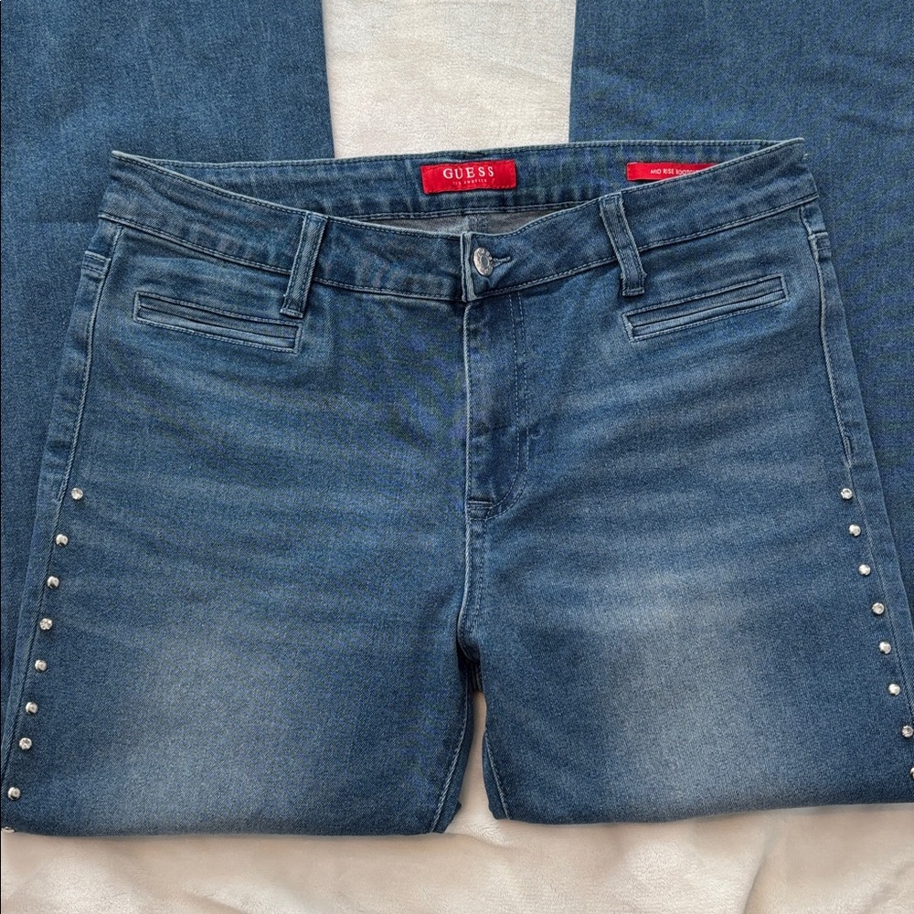 Guess Jeans stretch distressed flare Size 31 (misses size 10)